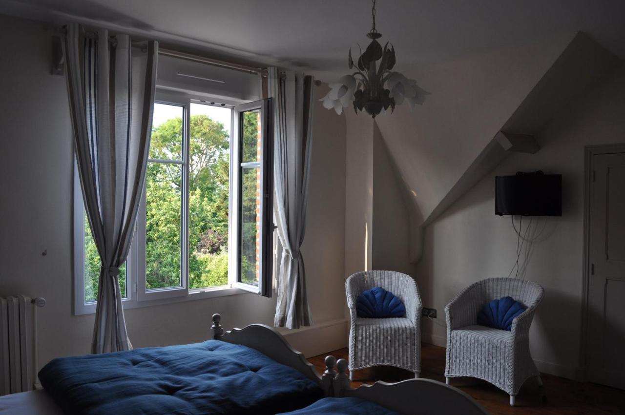 La Villa Des Tilleuls Cambremer Esterno foto