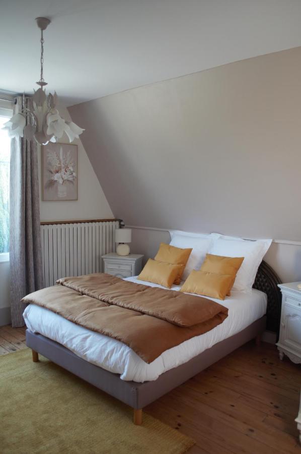 La Villa Des Tilleuls Cambremer Esterno foto
